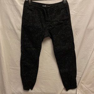 ☘️ Boys L BKLYN Joggers